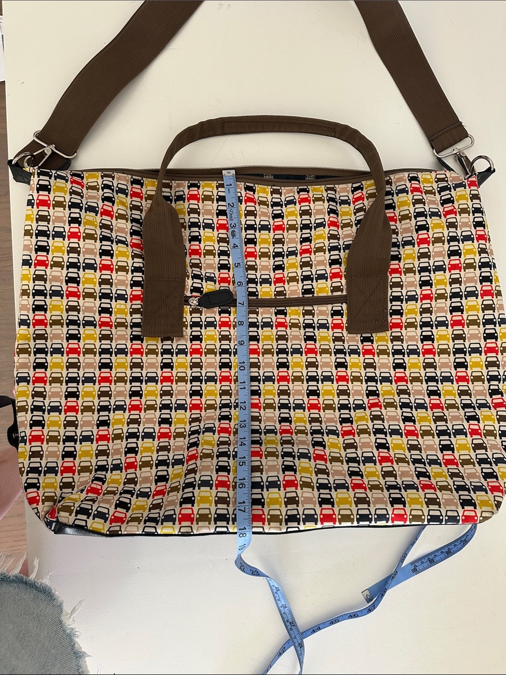 Orla Kiely/Target Retro Cars Weekend Bag with Adjustable Strap - Picture 3 of 4